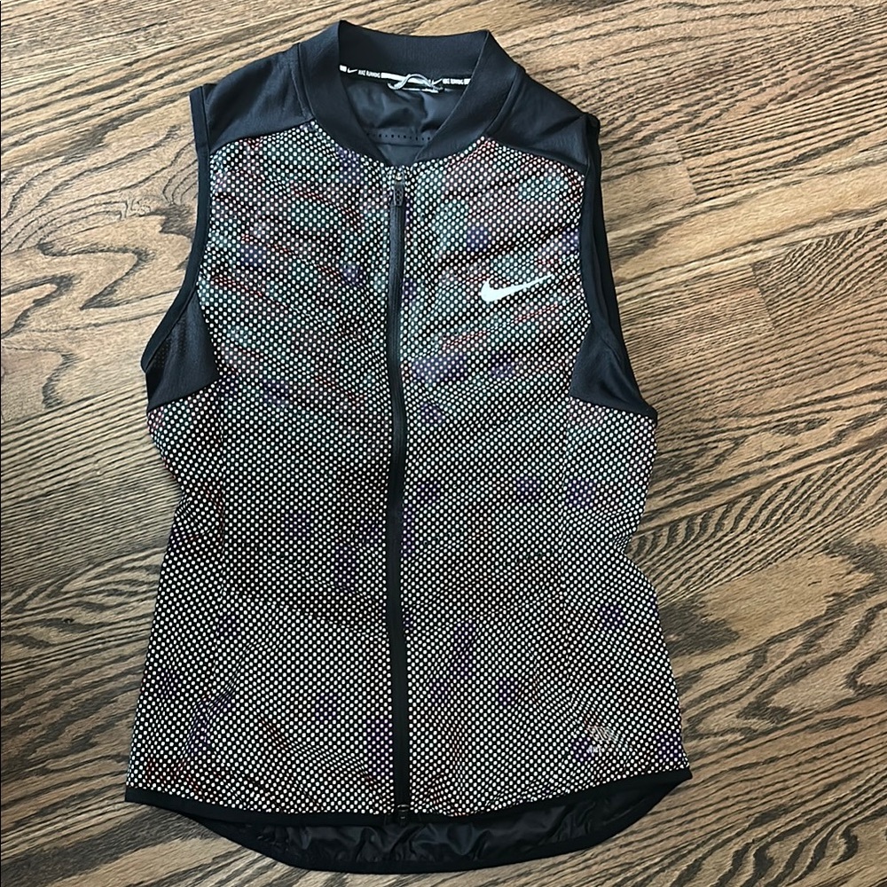 Nike 800 aeroloft Women’s Black Reflective Sleeveless Zip-Front vest packable